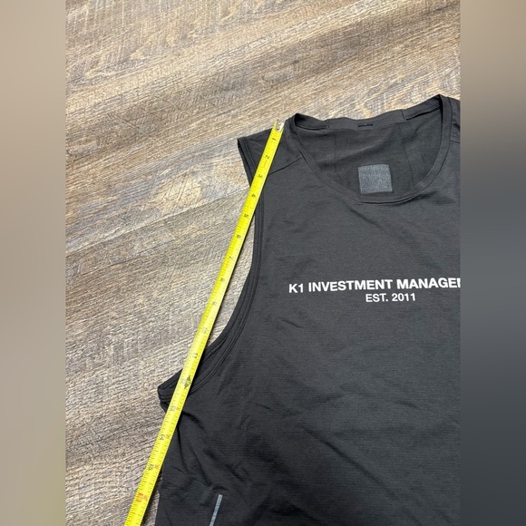 Lululemon Black Sleeveless Shirt - Picture 7 of 9